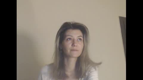 Snapshot of deelightfull chatting on 01/03/25, 04:59 Deelightfull online show from 01/03/25, 04:59