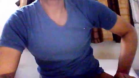 Snapshot of deepak4ualways chatting on 10/02/25, 05:53 sandy4umylove2014 online show from 10/02/25, 05:53