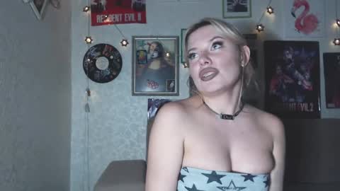 deepholedayss online show from 04/20/26, 09:12