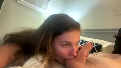 Snapshot of deepthroatqueen33 chatting on 10/08/25, 11:02 deepthroatqueen33 online show from 10/08/25, 11:02