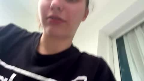 Snapshot of deepthroatqueen33 chatting on 12/20/25, 12:45 deepthroatqueen33 online show from 12/20/25, 12:45