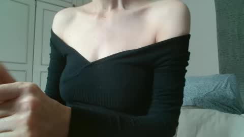 KamiDevi online show from 09/27/25, 02:22