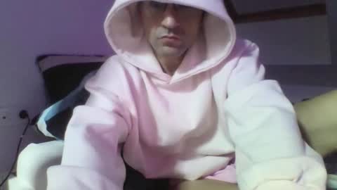 Snapshot of definitelysasha_ chatting on 02/15/26, 07:51 definitelysasha_ online show from 02/15/26, 07:51