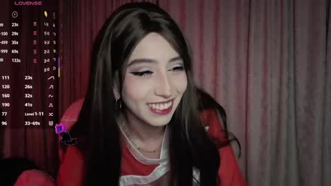 Snapshot of deftsuki chatting on 09/18/25, 06:26 Stephanie.e  online show from 09/18/25, 06:26