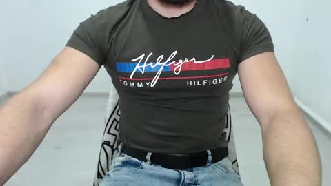 Snapshot of defuego_ chatting on 12/30/24, 12:42 defuego online show from 12/30/24, 12:42