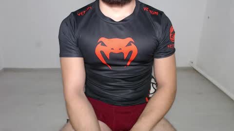 Snapshot of defuego_ chatting on 01/02/25, 11:31 defuego online show from 01/02/25, 11:31