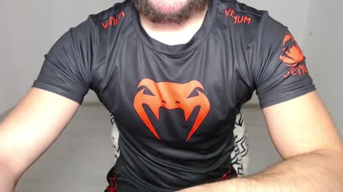 Snapshot of defuego_ chatting on 01/10/25, 01:41 defuego online show from 01/10/25, 01:41