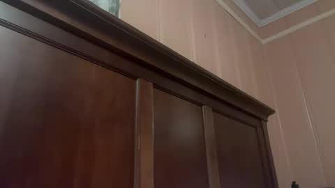 Snapshot of degeneratesaint chatting on 12/23/25, 05:05 Tori online show from 12/23/25, 05:05