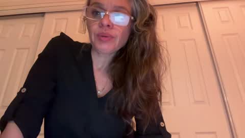 Tori online show from 05/05/26, 03:03