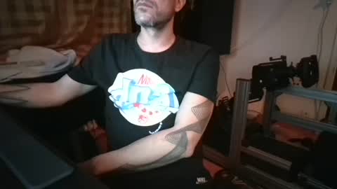 Snapshot of degrandis chatting on 03/02/25, 09:43 Luka Magic online show from 03/02/25, 09:43