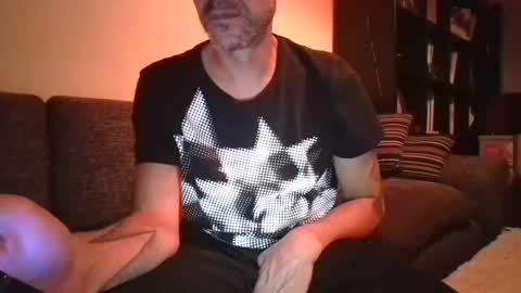 Snapshot of degrandis chatting on 10/03/25, 10:40 Luka Magic online show from 10/03/25, 10:40