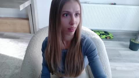 Di online show from 05/17/26, 03:30