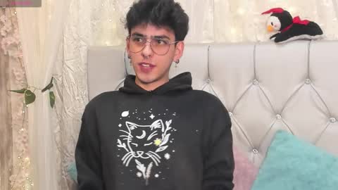 Deimon Dust online show from 12/01/25, 02:55