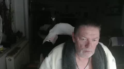 Snapshot of deinprinz2312 chatting on 11/30/25, 05:11 deinprinz2312 online show from 11/30/25, 05:11