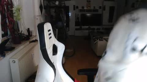 Snapshot of deinprinz2312 chatting on 02/28/26, 04:46 deinprinz2312 online show from 02/28/26, 04:46