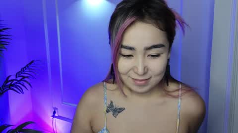 Snapshot of deiri_destiny chatting on 12/14/24, 11:50 sexy bimbo little kitty asian misstress quen princes sexy girl you can just call me pleasure online show from 12/14/24, 11:50