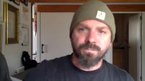 Snapshot of deivitzzz chatting on 10/25/25, 12:45 Hermes online show from 10/25/25, 12:45
