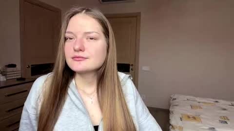 Mila online show from 02/15/26, 09:19