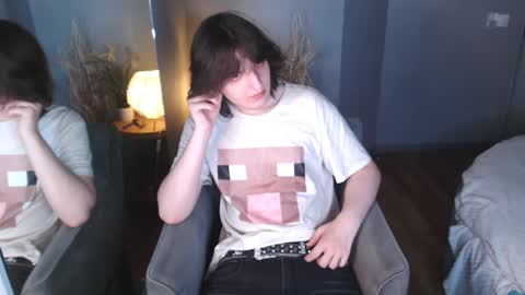 Alex online show from 06/08/26, 03:56