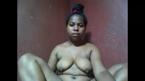 Snapshot of deliah712909 chatting on 01/01/25, 05:11 deliah712909 online show from 01/01/25, 05:11