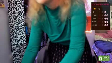 Snapshot of delicecat chatting on 09/12/25, 07:03 Delicacat online show from 09/12/25, 07:03