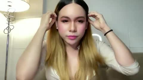 iyalicious online show from 01/20/25, 02:22