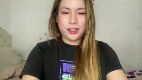 iyalicious online show from 11/26/25, 12:22