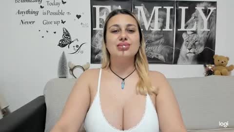 Snapshot of delightfulannemistress chatting on 12/24/24, 01:06 delightfulannemistress online show from 12/24/24, 01:06