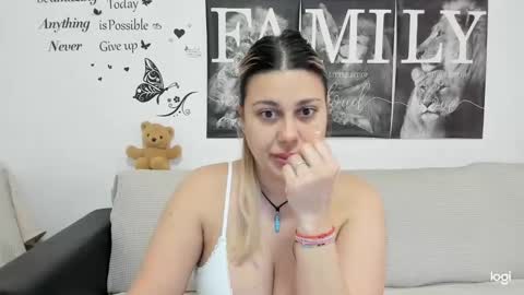 Snapshot of delightfulannemistress chatting on 01/13/25, 01:39 delightfulannemistress online show from 01/13/25, 01:39