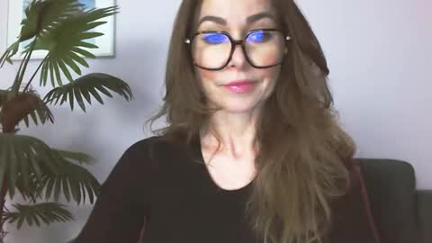 delilah_sweet online show from 05/12/26, 03:20