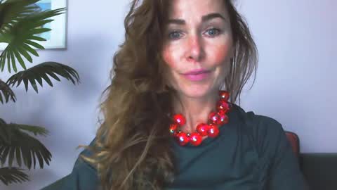 Snapshot of delilah_sweet chatting on 07/20/26, 03:47 delilah_sweet online show from 07/20/26, 03:47