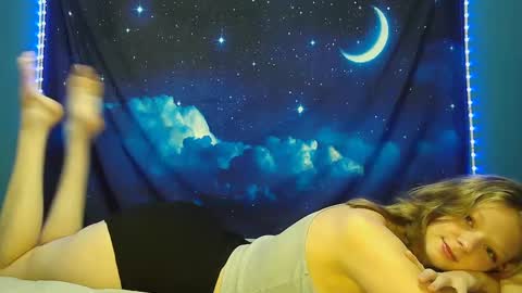 DelilaLove3412 online show from 02/28/25, 01:47