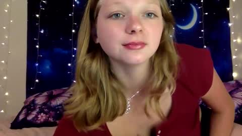 Snapshot of delilalove3412 chatting on 04/14/26, 09:21 DelilaLove3412 online show from 04/14/26, 09:21