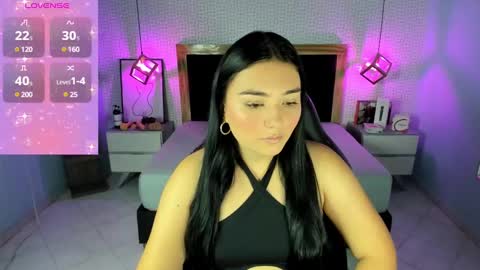 Snapshot of delilaquinn chatting on 02/27/25, 12:23 delilaquinn online show from 02/27/25, 12:23