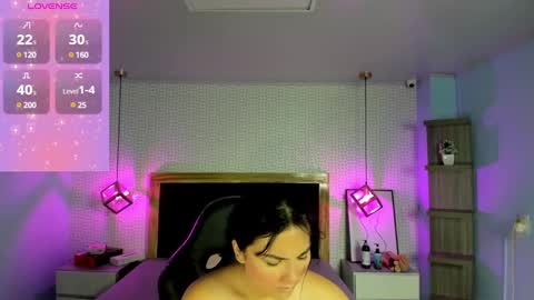 Snapshot of delilaquinn chatting on 03/05/25, 12:11 delilaquinn online show from 03/05/25, 12:11