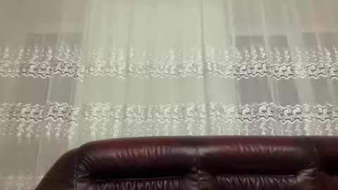 Delivery      online show from 09/15/25, 01:16