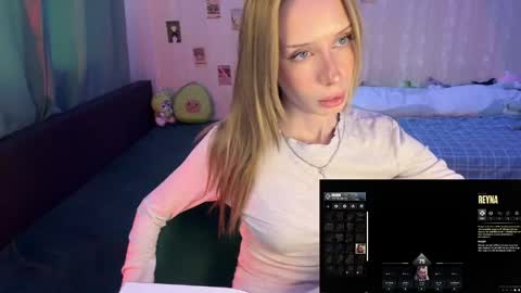 Della online show from 05/14/26, 01:51