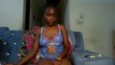 Ginger online show from 10/25/25, 10:04