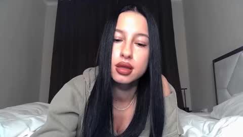 delly_love online show from 10/08/25, 07:11