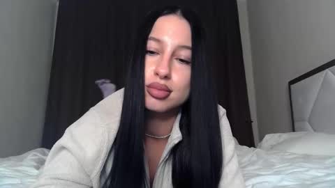 delly_love online show from 10/12/25, 08:19