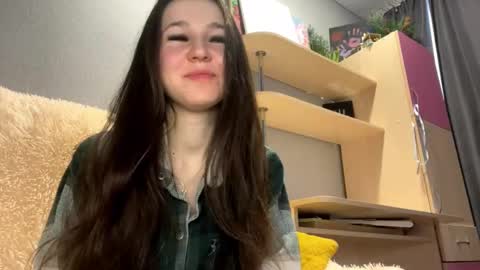 Snapshot of deloisketchen chatting on 03/17/26, 02:27 Sarah online show from 03/17/26, 02:27