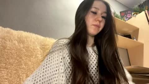 Snapshot of deloisketchen chatting on 03/18/26, 03:09 Sarah online show from 03/18/26, 03:09