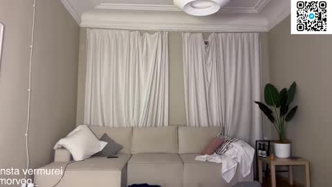 Delora online show from 10/21/25, 09:26