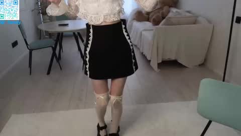 Delora online show from 03/17/26, 07:23