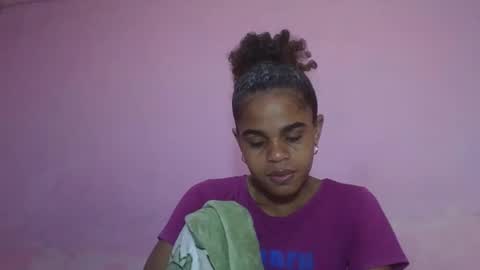 delphine online show from 05/06/26, 10:09
