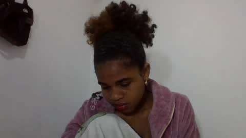 delphine online show from 06/15/26, 06:04