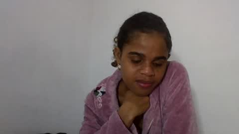 delphine online show from 06/23/26, 05:00