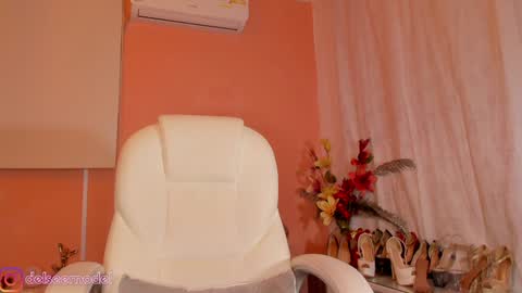 Snapshot of delsee_ chatting on 01/07/25, 07:38 Delsee online show from 01/07/25, 07:38