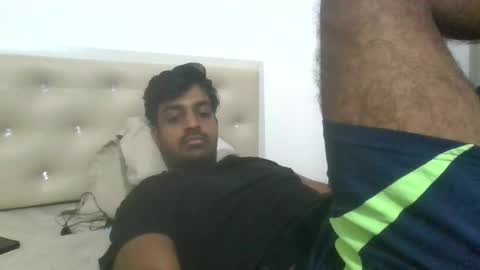 Snapshot of delta0211 chatting on 10/05/25, 05:06 delta0211 online show from 10/05/25, 05:06