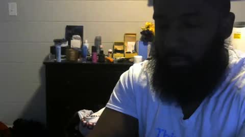 Snapshot of delta7012 chatting on 01/13/25, 10:03 delta7012 online show from 01/13/25, 10:03